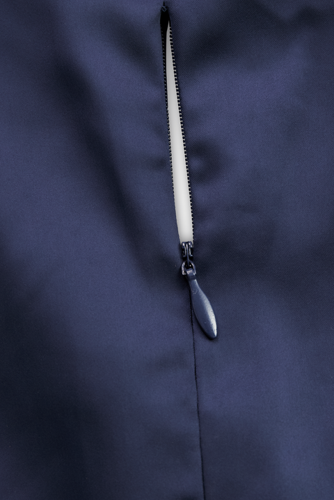 Dharmay | Elegantes Langarm-Midikleid