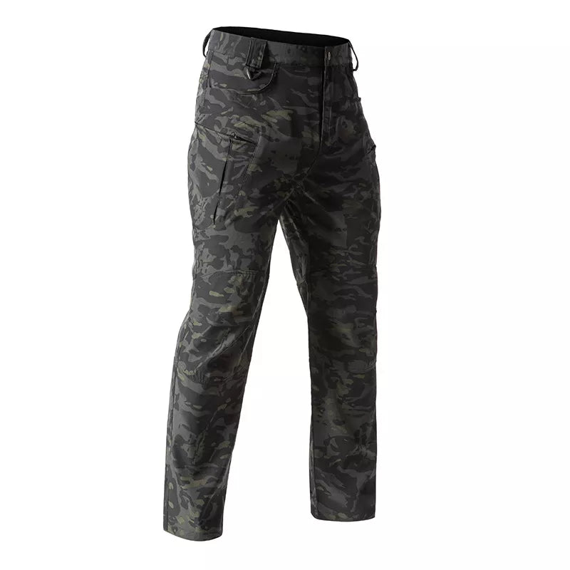 Bequeme, robuste & wasserfeste Arbeits- und Adventurehosen