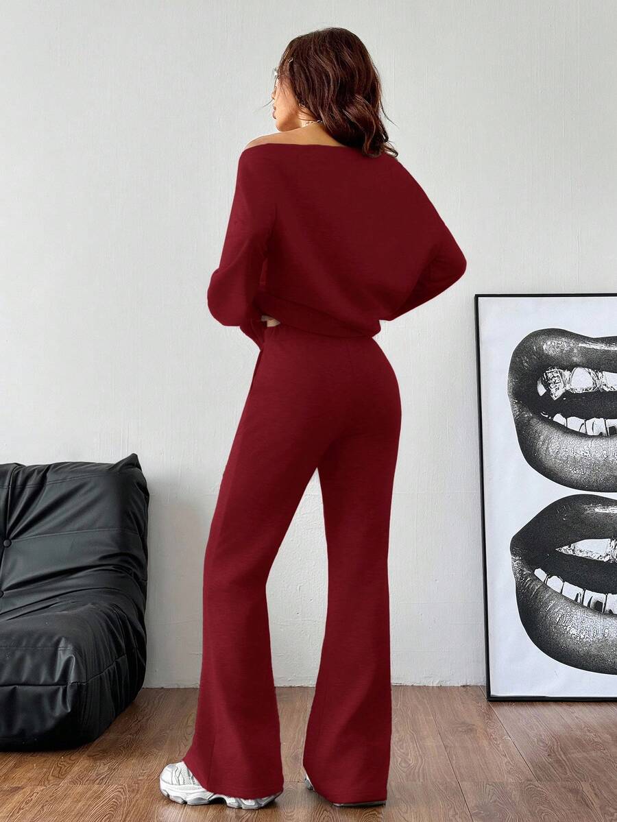 Lässiger Damen-Zweiteiler – Off-Shoulder Sweatshirt & Schlaghose