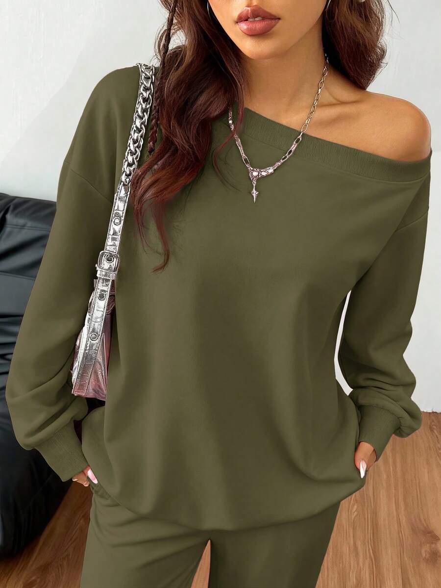 Lässiger Damen-Zweiteiler – Off-Shoulder Sweatshirt & Schlaghose