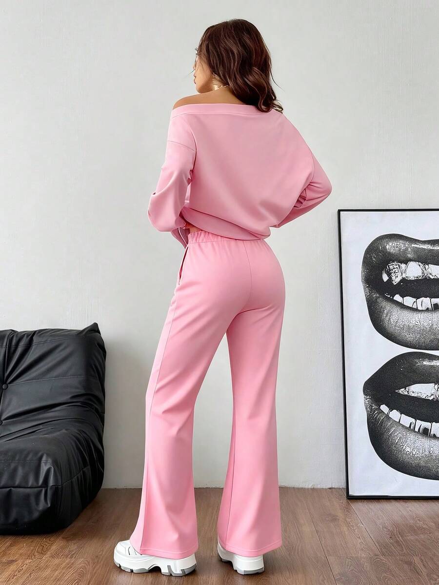 Lässiger Damen-Zweiteiler – Off-Shoulder Sweatshirt & Schlaghose