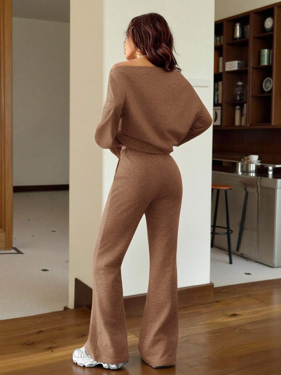 Lässiger Damen-Zweiteiler – Off-Shoulder Sweatshirt & Schlaghose
