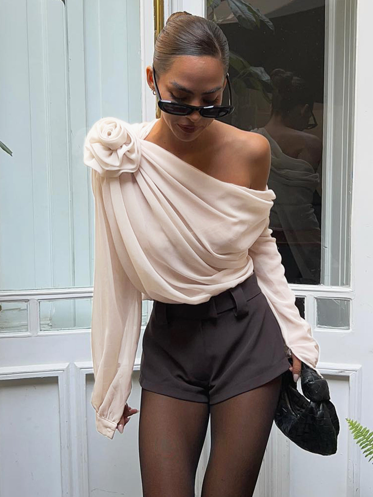 Chiffon Halbtransparentes Ein-Schulter Asymmetrisches Bluse