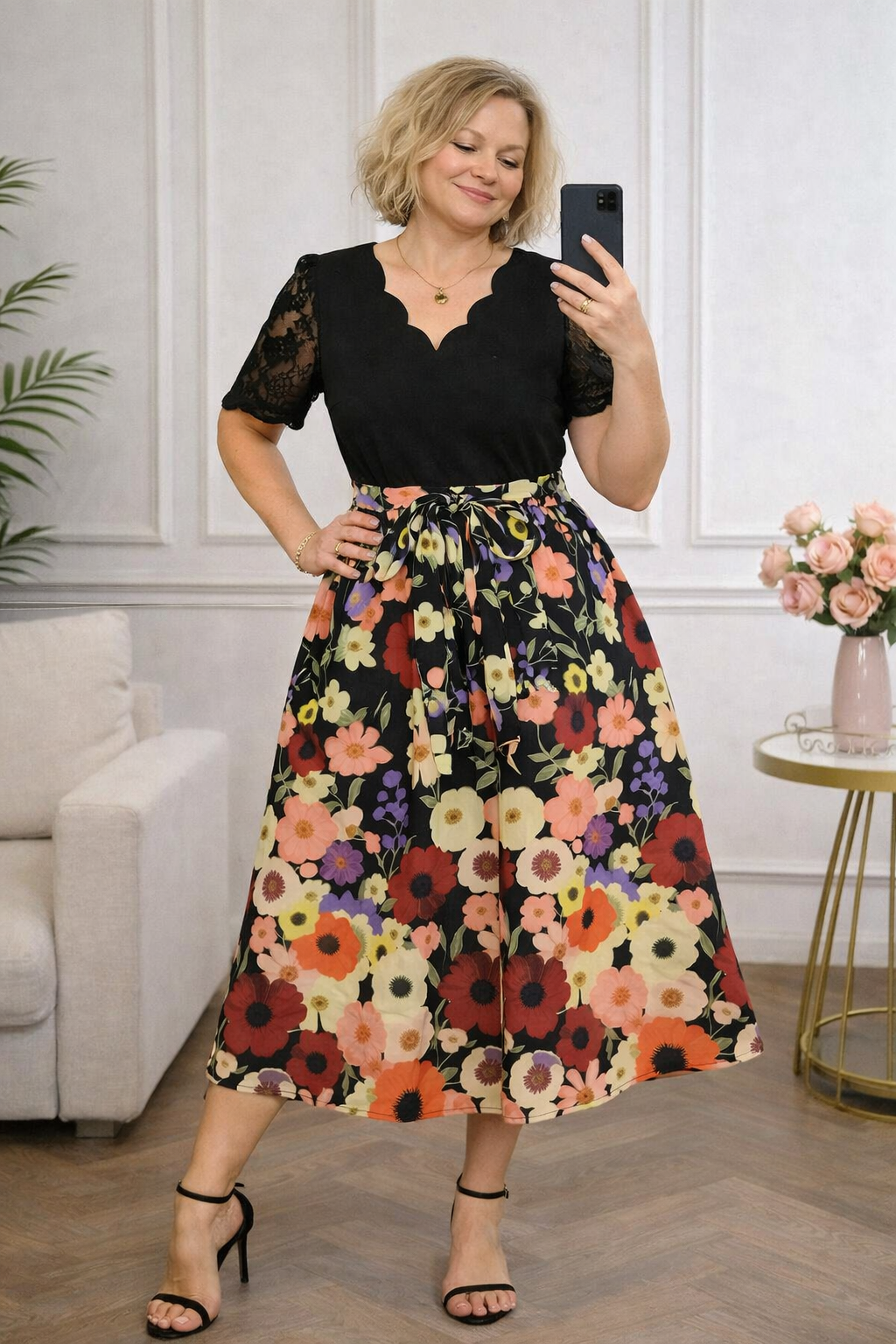 Reflora – Ausdrucksstarkes Sommerkleid mit Spitzenakzenten
