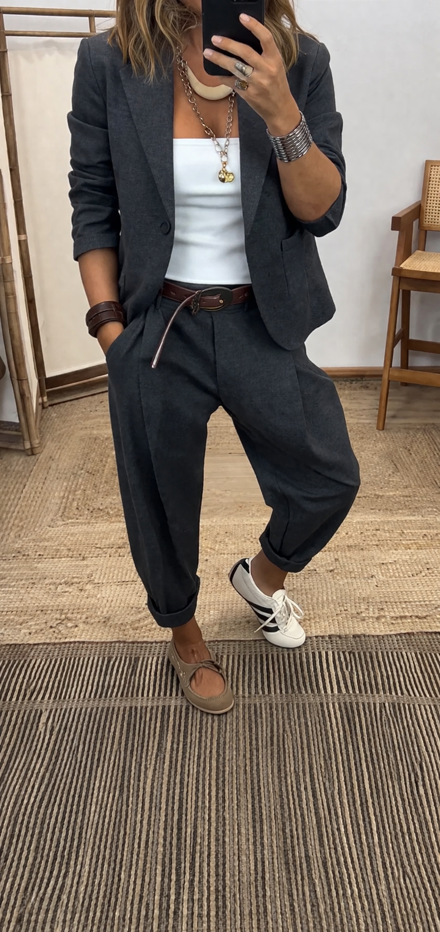 Lockerer, bügelfreier Damenanzug für Alltag & Business im klassischen Look 👖