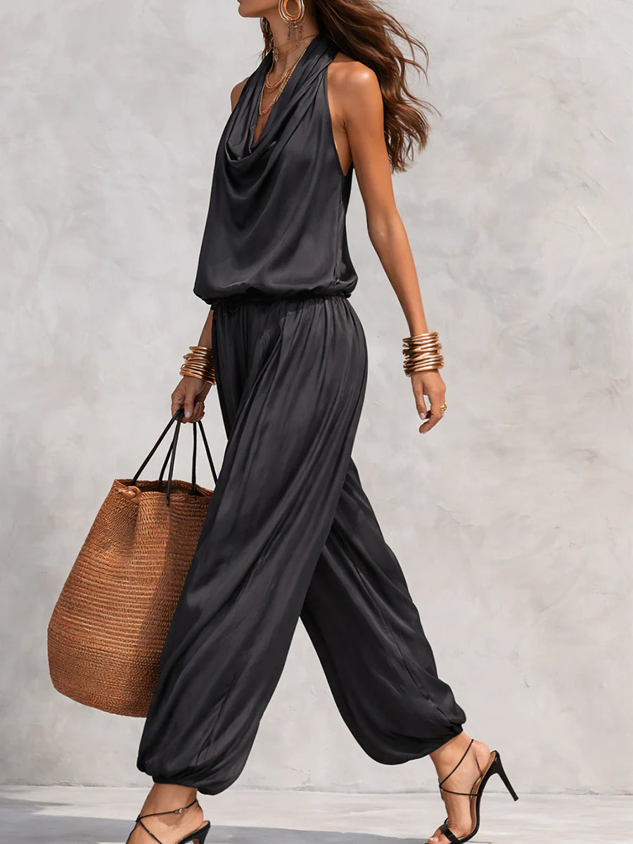 Schwarzes Halftertop ohne Ärmel und plissierte Hose Set
