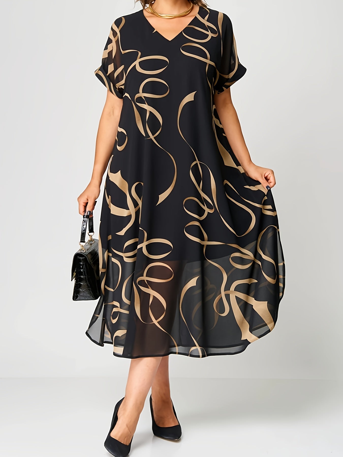 Élavine – Ausdrucksstarkes Chiffonkleid in französischer Eleganz