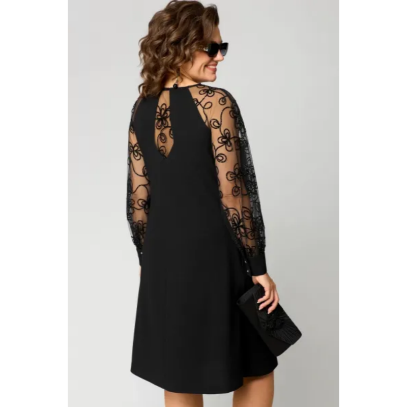 Spitzen-Patchwork-Kleid – Rundhalsausschnitt, Lange Ärmel & Schmeichelhafte Passform