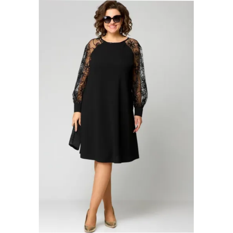 Spitzen-Patchwork-Kleid – Rundhalsausschnitt, Lange Ärmel & Schmeichelhafte Passform