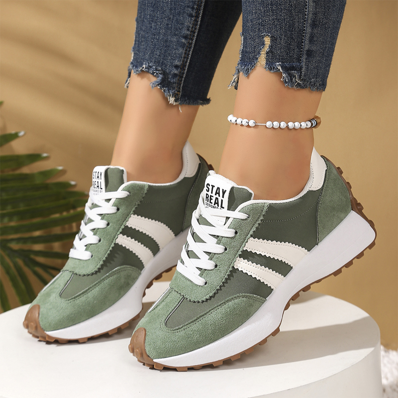 Damen-Freizeitschuhe – Klobige Sneaker Rutschfest & Retro-Design