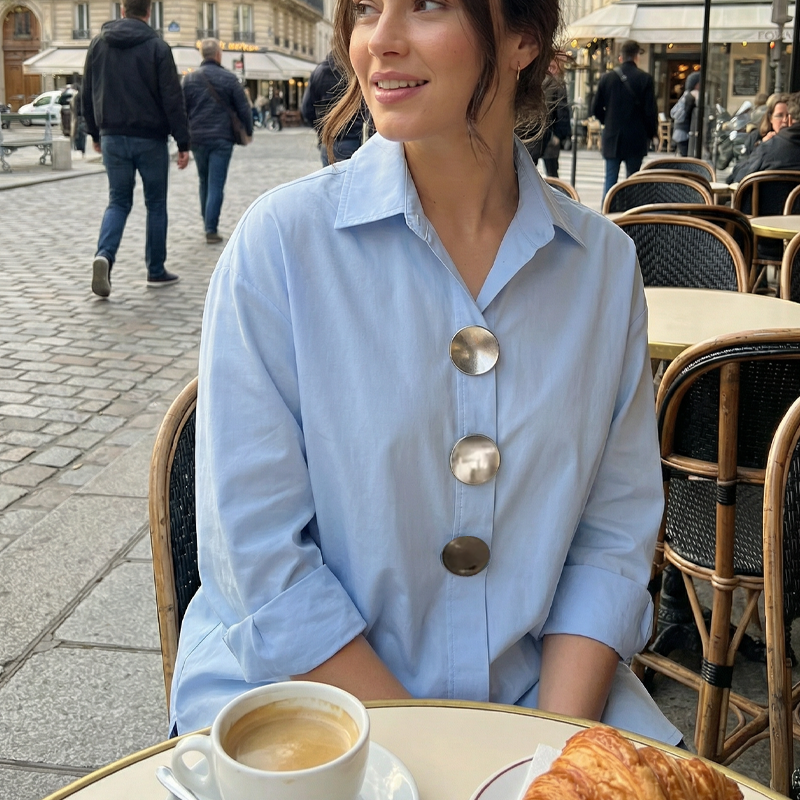Damen Oversized Bluse mit großen Metallknöpfen