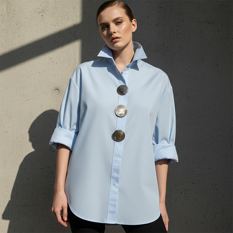 Damen Oversized Bluse mit großen Metallknöpfen