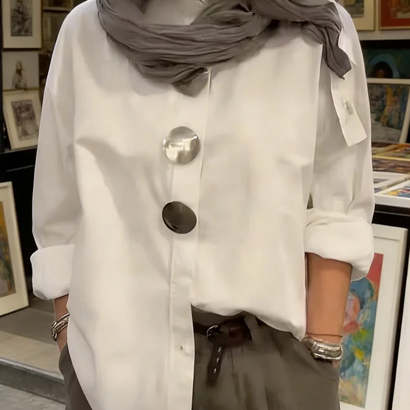 Damen Oversized Bluse mit großen Metallknöpfen