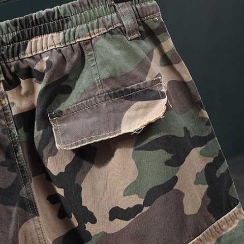 Studded Camo Cargo Shorts – Strapazierfähig, viele Taschen & robustes Camouflage-Design