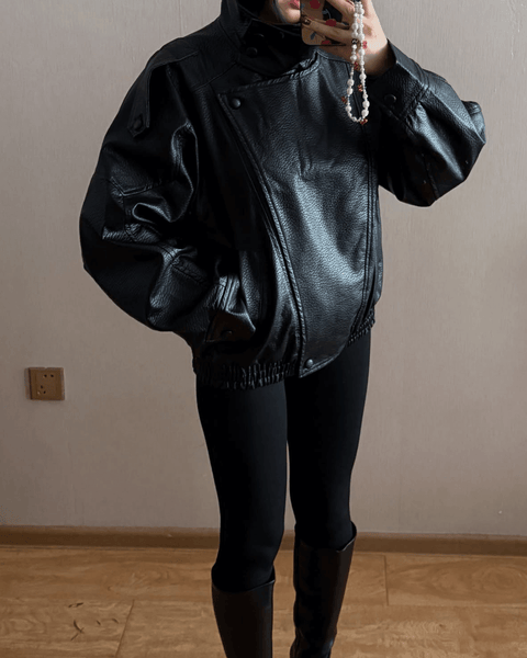 Lucille Asymmetrische Jacke in Lederoptik