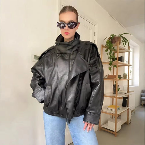 Lucille Asymmetrische Jacke in Lederoptik